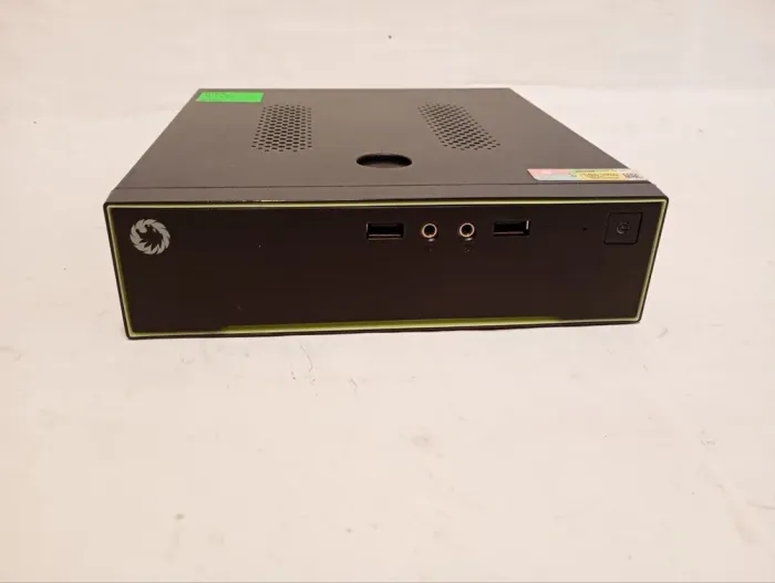 ПК GameMax M200 SFF / Intel Celeron J3455 (4 ядра по 1.5 - 2.3 GHz) / 8 GB DDR3 / 120 GB SSD / Intel HD Graphics 500 б/в - зображення 2