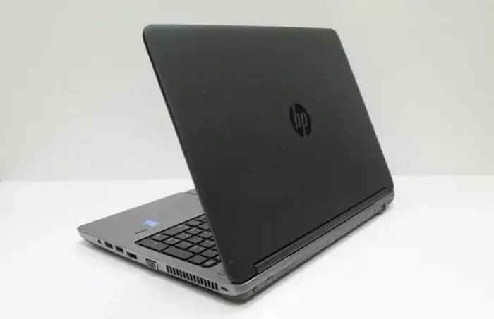 Ноутбук HP ProBook 650 G1 / 15.6" (1366x768) TN / Intel Core i5-4210M (2 (4) ядра по 2.6 - 3.2 GHz) / 8 GB DDR3 / 256 GB SSD / Intel HD Graphics 4600 / WebCam / DVD-ROM / VGA б/в - зображення 4