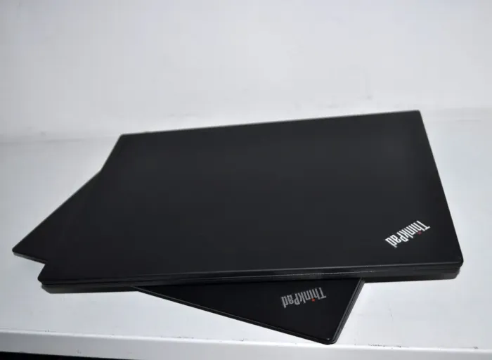 Ультрабук Lenovo ThinkPad T470 / 14" (1366x768) TN / Intel Core i5-6300U (2 (4) ядра 2.4 - 3.0 GHz) / 32 GB DDR4 / 512 GB SSD / Intel HD Graphics 520 / WebCam / Windows 11 Pro б/в - зображення 11