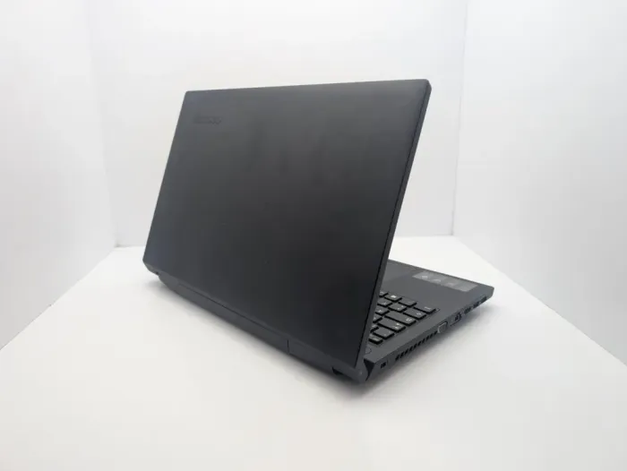 Ноутбук Lenovo B590 / 15.6" (1366x768) TN / Intel Core i3-2348M (2 (4) ядра по 2.3 GHz) / 6 GB DDR3 / 240 GB SSD / Intel HD Graphics 3000 / WebCam / АКБ не тримає б/в - зображення 7