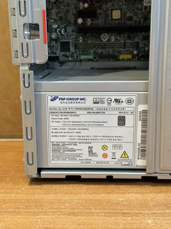 Комп'ютер Б-клас Lenovo ThinkStation P330 Tower / Intel Core i7-8700K (6 (12) ядер по 3.7 - 4.7 GHz) / 16 GB DDR4 / 500 GB SSD M.2 / Intel UHD Graphics 630 / 400W / DVD-RW / USB 3.1 / DisplayPort б/в - зображення 11