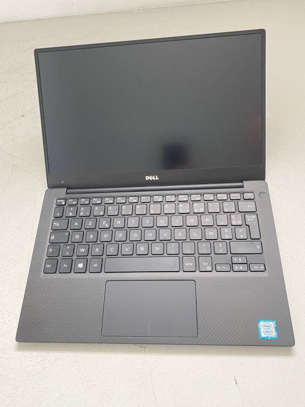 Ультрабук Б-клас Dell XPS 13 9360 / 13.3" (1920x1080) IPS / Intel Core i5-7200U (2 (4) ядра по 2.5 - 3.1 GHz) / 8 GB DDR3 / 256 GB SSD / HD Graphics 620 / WebCam б/в - зображення 2