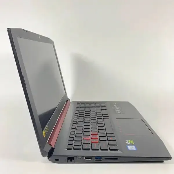 Ігровий ноутбук Acer Nitro 5 AN515-53 / 15.6" (1920x1080) IPS / Intel Core i5-8300H (4 (8) ядра по 2.3 - 4.0 GHz) / 16 GB DDR4 / 512 GB SSD / nVidia GeForce GTX 1050 Ti, 4 GB GDDR5, 128-bit / WebCam / HDMI б/в - зображення 4