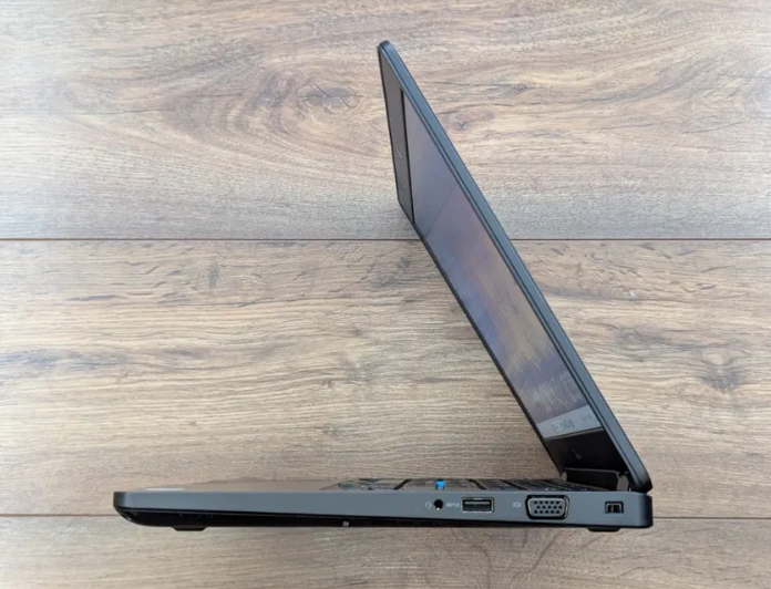 Ультрабук Dell Latitude 5490 / 14" (1366x768) TN / Intel Core i5-8350U (4 (8) ядра по 1.7 - 3.6 GHz) / 8 GB DDR4 / 256 GB SSD / Intel UHD Graphics 620 / WebCam б/в - изображение 4