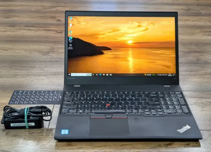 Ноутбук Lenovo Thinkpad P51s / 15.6" (1920x1080) IPS / Intel Core i7-7600U (2 (4) ядра по 2.8 - 3.9 GHz) / 8 GB DDR4 / 256 GB SSD / nVidia Quadro M520, 2 GB GDDR5, 64-bit / WebCam / Win 10 Pro б/в - зображення 2