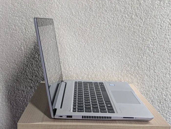 Ультрабук HP ProBook 430 G6 / 13.3" (1920x1080) TN Touch / Intel Core i5-8265U (4 (8) ядра по 1.6 - 3.9 GHz) / 8 GB DDR3 / 128 GB SSD / Intel UHD Graphics / WebCam б/в - зображення 5