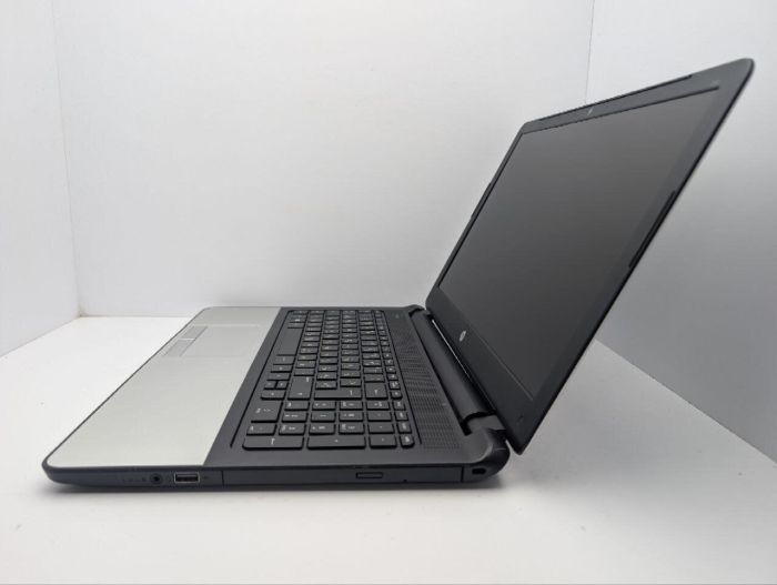 Ноутбук HP 350 G1 / 15.6" (1366x768) TN / Intel Core i5-4200U (2 (4) ядра по 1.6 - 2.6 GHz) / 8 GB DDR3 / 240 GB SSD / Intel HD Graphics 4400 / WebCam / DVD-ROM б/в - зображення 5