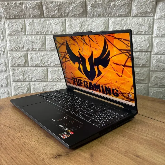 Ігровий ноутбук Asus TUF Gaming Advantage A16 FA617NS / 16" (1920x1200) IPS / AMD Ryzen 7 7735HS (8 (16) ядер по 3.2 - 4.75 GHz) / 16 GB DDR4 / 1000 GB SSD / AMD Radeon RX 7600S, 8 GB GDDR6, 128-bit / WebCam б/в - зображення 5