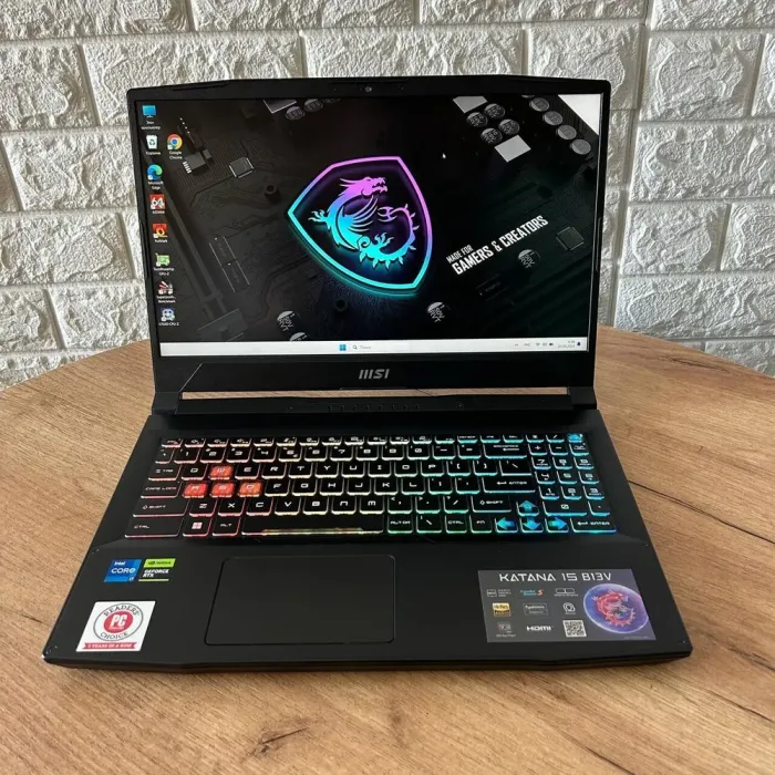 Ігровий ноутбук MSI Katana 15 B13VFK / 15.6" (1920x1080) IPS / Intel Core i7-13620H (10 (16) ядер по 3.6 - 4.9 GHz) / 16 GB DDR4 / 1000 GB SSD / nVidia GeForce RTX 4060, 8 GB GDDR6, 128-bit / WebCam б/в - зображення 2