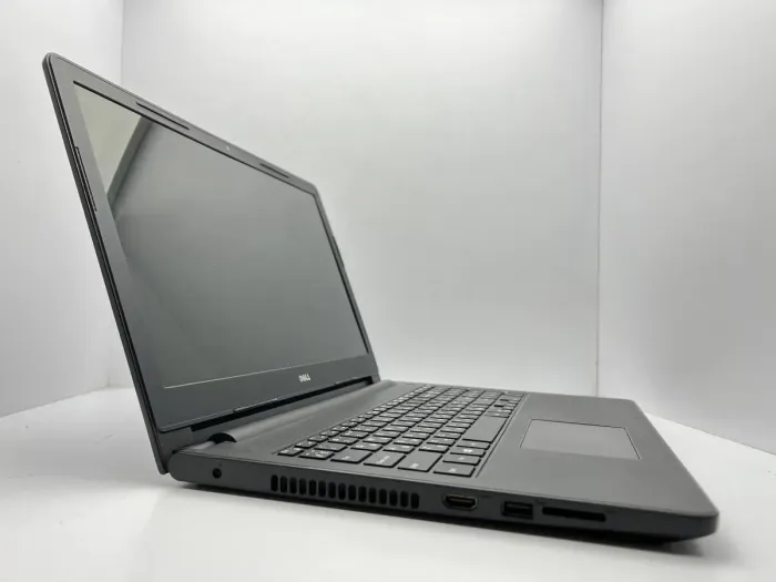 Ноутбук Dell Inspiron 15-3542 / 15.6" (1920x1080) TN / Intel Pentium 3558U (2 ядра по 1.7 GHz) / 4 GB DDR3 / 500 GB HDD / Intel HD Graphics / WebCam / Батарея не тримає б/в - зображення 3