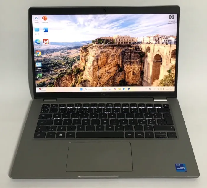Ультрабук Б-клас Dell Latitude 5420 / 14" (1920x1080) IPS / Intel Core i7-1185G7 (4 (8) ядра по 3.0 - 4.2 GHz) / 16 GB DDR4 / 512 GB SSD / Intel Iris X Graphics / WebCam / Win 11 Proб/в - зображення 2