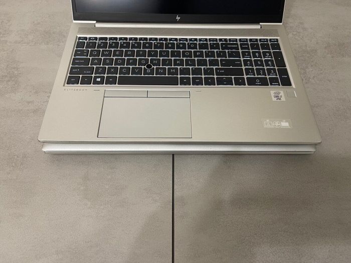 Ультрабук HP EliteBook 850 G7 / 15.6" (1920x1080) IPS / Intel Core i7-10610U (4 (8) ядра по 1.8 - 4.9 GHz) / 16 GB DDR4 / 512 GB SSD M.2 / Intel UHD Graphics / WebCam б/в - зображення 4