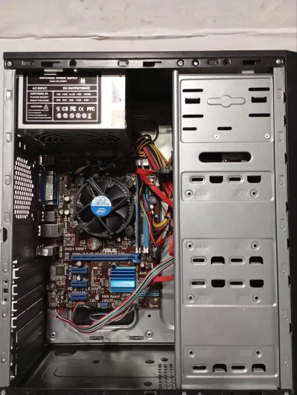 ПК Б-клас GameMax Tower / Intel Core i5-2400 (4 ядра по 3.1 - 3.4 GHz) / 8 GB DDR3 / 250 GB HDD / Intel HD Graphics 2000 / 450W / Win 10 б/в - зображення 5