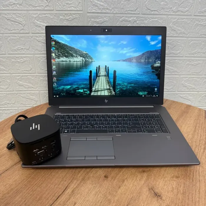 Мобільна робоча станція HP Zbook 17 G5 / 17.3" (1920x1080) IPS / Intel Xeon E-2176M (6 (12) ядер по 2.7 - 4.4 GHz) / 32 GB DDR4 / 1000 GB SSD / nVidia Quadro P3200, 6 GB GDDR5, 192-bit / WebCam б/в - зображення 2