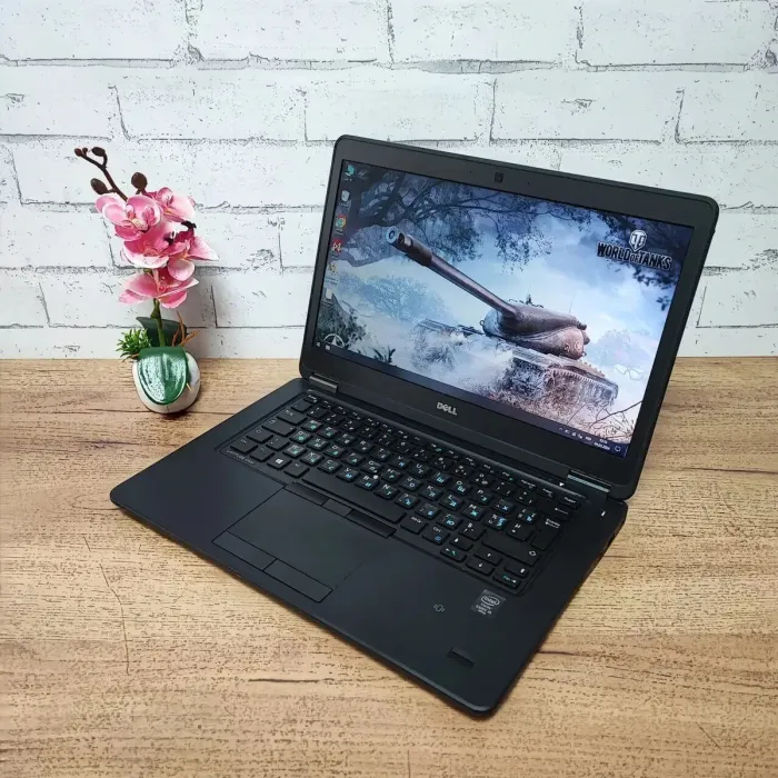 Ноутбук Dell Latitude E7450 / 14" (1366x768) TN / Intel Core i5-5300U (2 (4) ядра по 2.3 - 2.9 GHz) / 8 GB DDR3 / 128 GB SSD / Intel HD Graphics 5500 / WebCam б/в - зображення 4