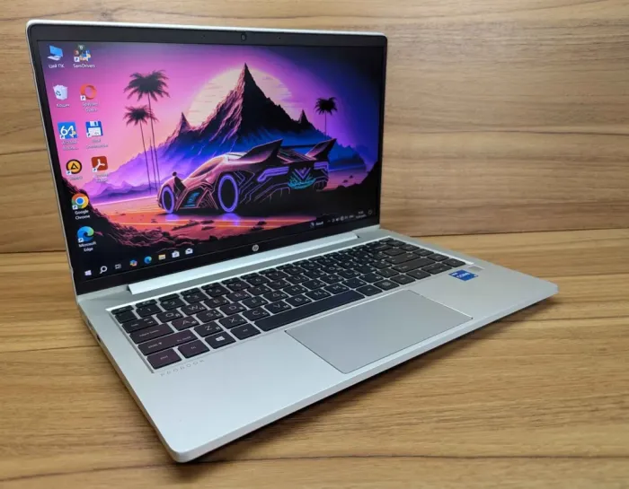 Ноутбук Б-клас HP ProBook 440 G8 / 14" (1920x1080) IPS / Intel Core i5-1135G7 (4 (8) ядра по 2.4 - 4.2 GHz) / 16 GB DDR4 / 480 GB SSD / Intel Iris Xe Graphics / WebCam / TouchID / Windows 10 б/в - зображення 4