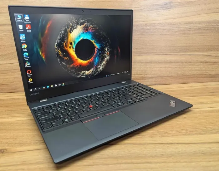 Мобільна робоча станція Lenovo ThinkPad P51s / 15.6" (1920x1080) IPS / Intel Core i7-7600U (2 (4) ядра по 2.8 - 3.9 GHz) / 16 GB DDR4 / 480 GB SSD / nVidia Quadro M520, 2 GB GDDR5, 64-bit / WebCam / Windows 10 б/в - зображення 4