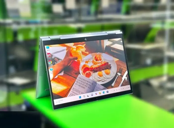 Ультрабук-трансформер HP EliteBook x360 830 G9 / 13.3" (1920x1200) IPS Touch / Intel Core i7-1265U (10 (12) ядер по 1.8 - 4.8 GHz) / 16 GB DDR5 / 512 GB SSD M.2 / Intel Iris Xe Graphics / WebCam / Win 11 Pro б/в - зображення 6