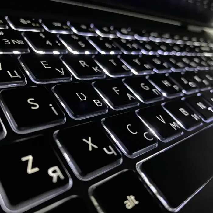 Ноутбук Dell Latitude 5521 / 15.6" (1920x1080) IPS / Intel Core i5-11500H (6 (12) ядер по 2.4 - 4.6 GHz) / 16 GB DDR4 / 256 GB SSD / nVidia GeForce MX450, 2 GB GDDR5, 64-bit / WebCam / TouchID б/в - зображення 6