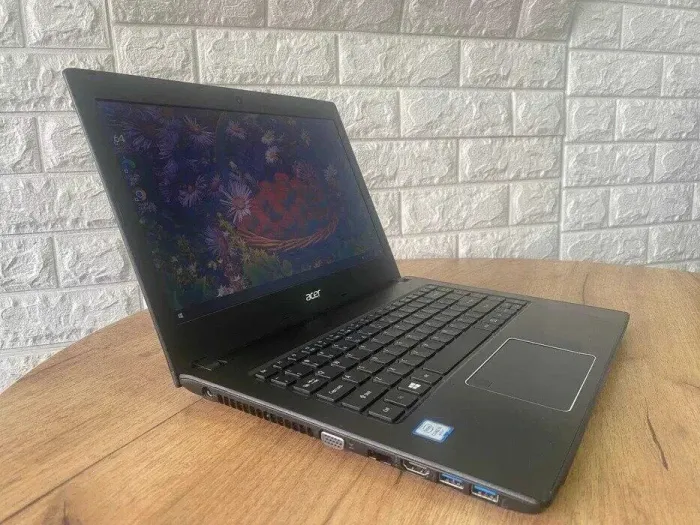 Ноутбук Б-клас Acer TravelMate P249-M / 14" (1366x768) TN / Intel Core i3-6100U (2 (4) ядра по 2.3 GHz) / 4 GB DDR4 / 256 GB SSD M.2 / Intel HD Graphics 520 / WebCam / VGA б/в - зображення 4