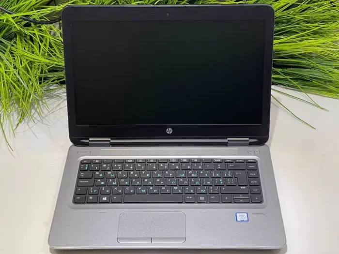 Ноутбук HP Probook 640 G3 / 14" (1920x1080) TN / Intel Core i3-7100U (2 (4) ядра по 2.4 GHz) / 8 GB DDR4 / 480 GB SSD / Intel HD Graphics 620 / WebCam / 3G  б/в - зображення 2