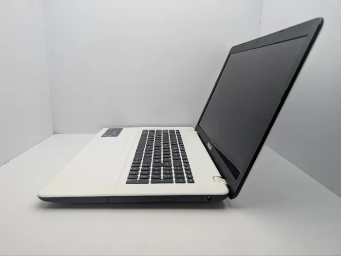 Ноутбук Asus F751M / 17.3" (1600x900) TN / Intel Celeron N2940 (4 ядра по 1.83 - 2.25 GHz) / 8 GB DDR3 / 120 GB SSD / Intel HD Graphics / WebCam / DVD-ROM б/в - зображення 5