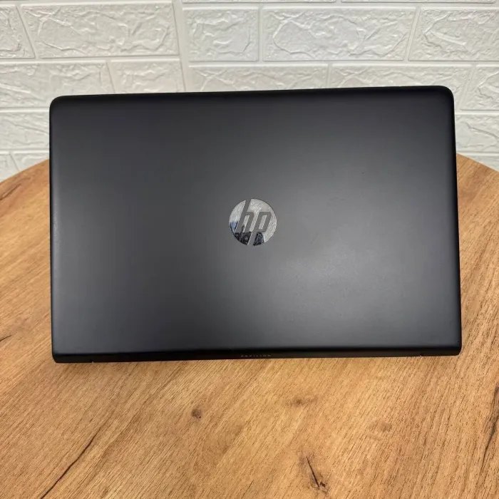 Ігровий ноутбук Б-клас HP Pavilion Power 15-cb010nr / 15.6" (1920x1080) IPS / Intel Core i5-7300HQ (4 ядра по 2.5 - 3.5 GHz) / 12 GB DDR4 / 256 GB SSD / nVidia GeForce GTX 1050, 4 GB GDDR5, 128-bit / WebCam б/в - зображення 3