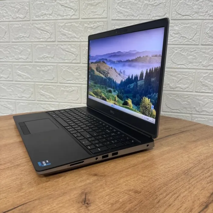 Мобільна робоча станція Dell Precision 7560 / 15.6" (3840x2160) IPS / Intel Xeon W-11855M (6 (12) ядер по 2.6 - 4.9 GHz) / 32 GB DDR4 / 1000 GB SSD / nVidia RTX A4000, 8 GB GDDR6, 256-bit / WebCam б/в - зображення 5
