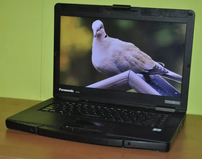 Захищений ноутбук Panasonic Toughbook CF-54 / 14" (1366x768) TN / Intel Core i5-5300U (2 (4) ядра по 2.3 - 2.9 GHz) / 16 GB DDR3 / 240 GB SSD / Intel HD Graphics 5500 / Windows 11 Pro б/в - зображення 3