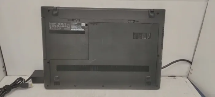 Ноутбук Б-клас Lenovo G50-80 / 15.6" (1366x768) TN / Intel Core i5-5200U (2 (4) ядра по 2.2 - 2.7 GHz) / 8 GB DDR3 / 120 GB SSD / Intel HD Graphics 5500 / WebCam б/в - зображення 8