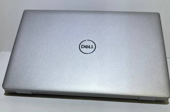 Мобільна робоча станція Б-клас Dell Precision 3560 / 15.6" (1920x1080) TN / Intel Core i7-1165G7 (4 (8) ядра по 2.8 - 4.7 GHz) / 16 GB DDR4 / 256 GB SSD / nVidia Quadro T500, 2 GB GDDR6, 64-bit / WebCam / Win 11 Pro б/в - зображення 3