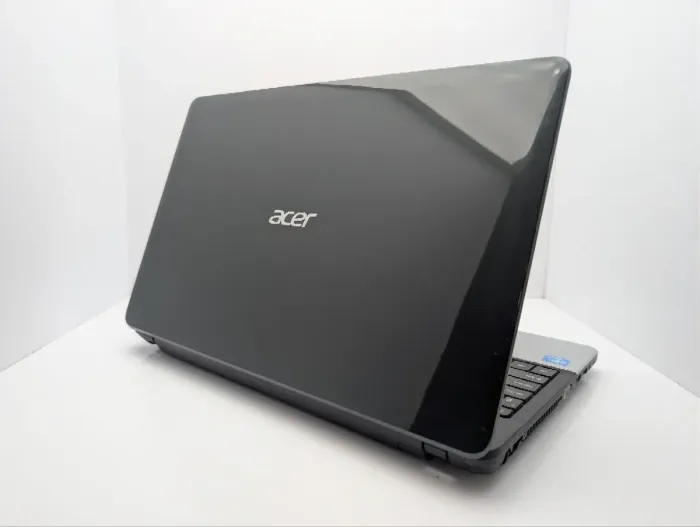 Ноутбук Acer Aspire E1-531 / 15.6" (1366x768) TN / Intel Celeron 1005M (2 ядра по 1.9 GHz) / 6 GB DDR3 / 500 GB HDD / Intel HD Graphics / WebCam / DVD-ROM б/в - зображення 8