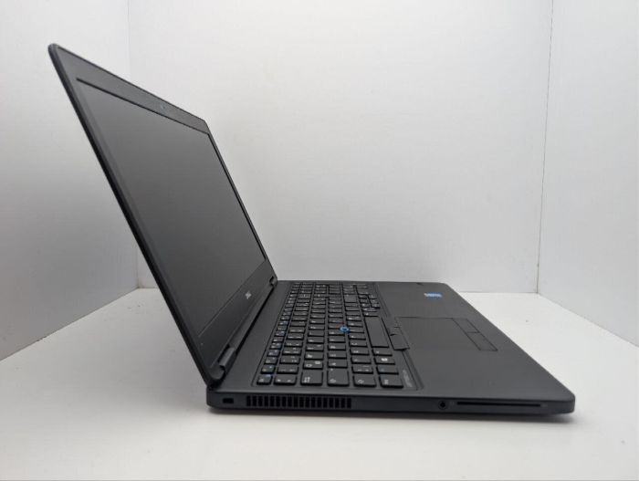 Ноутбук Dell Latitude E5550 / 15.6" (1920x1080) IPS / Intel Core i5-5300U (2 (4) ядра по 2.3 - 2.9 GHz) / 8 GB DDR3 / 240 GB SSD / nVidia GeForce 830M, 2 GB GDDR3, 64-bit / WebCam б/в - зображення 4