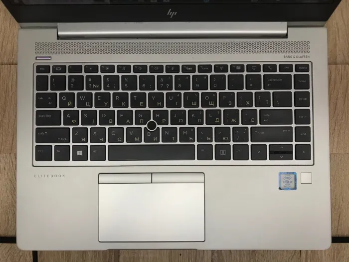 Ноутбук Б-клас HP EliteBook 840 G6 / 14" (1920x1080) IPS / Intel Core i5-8365U (4 (8) ядра по 1.6 - 4.1 GHz) / 8 GB DDR4 / 240 GB SSD M.2 / Intel UHD Graphics 620 / WebCam / Fingerprint б/в - зображення 4