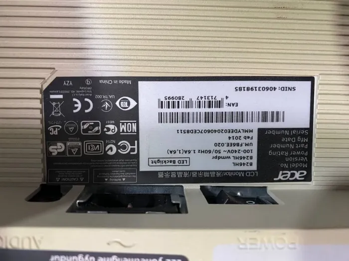 Комплект ПК: комп'ютер Fujitsu Esprimo P558 E85 Tower / Intel Core i3-8100 (4 ядра по 3.6 GHz) / 8 GB DDR4 / 128 GB SSD + 500 GB HDD / Intel UHD Graphics 630 + Монітор Б-клас Acer B246HL / 24" (1920x1080) TN + Клавіатура, мишка, кабелі б/в - зображення 5