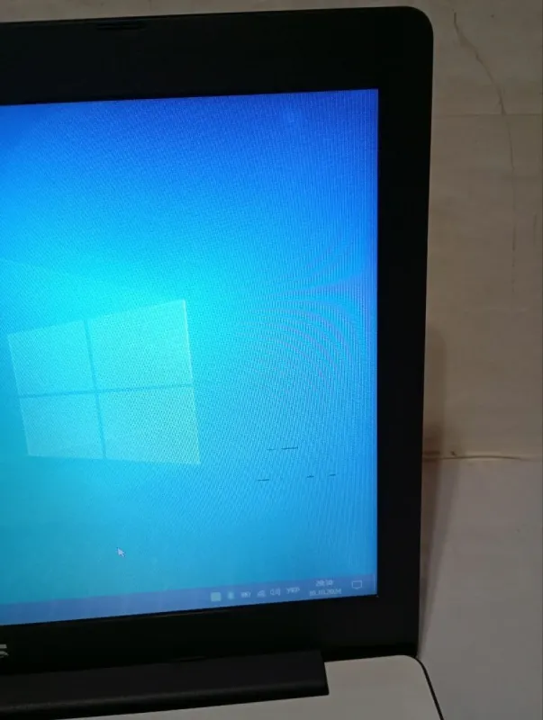 Ноутбук Б-клас Asus X553M / 15.6" (1366x768) TN / Intel Pentium N3530 (4 ядра по 2.16 - 2.58 GHz) / 4 GB DDR3 / 500 GB HDD / Intel HD Graphics / WebCam б/в - зображення 9