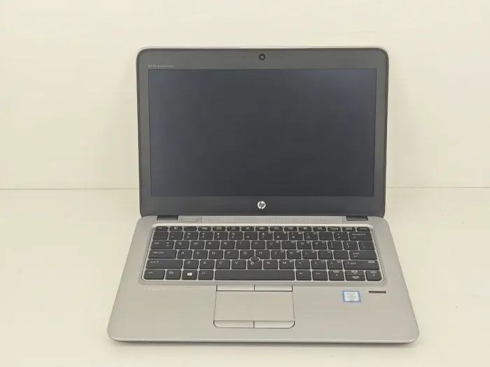 Нетбук HP EliteBook 820 G3 / 12.5" (1920x1080) TN / Intel Core i5-6300U (2 (4) ядра по 2.4 - 3.0 GHz) / 8 GB DDR4 / 256 GB SSD / Intel HD Graphics 520 / WebCam б/в - зображення 2