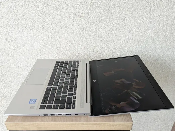 Ноутбук Б-клас HP ProBook 440 G6 / 14" (1366x768) TN / Intel Core i3-8145U (2 (4) ядра по 2.1 - 3.9 GHz) / 8 GB DDR4 / 128 GB SSD / Intel UHD Graphics 620 / WebCam б/в - зображення 7