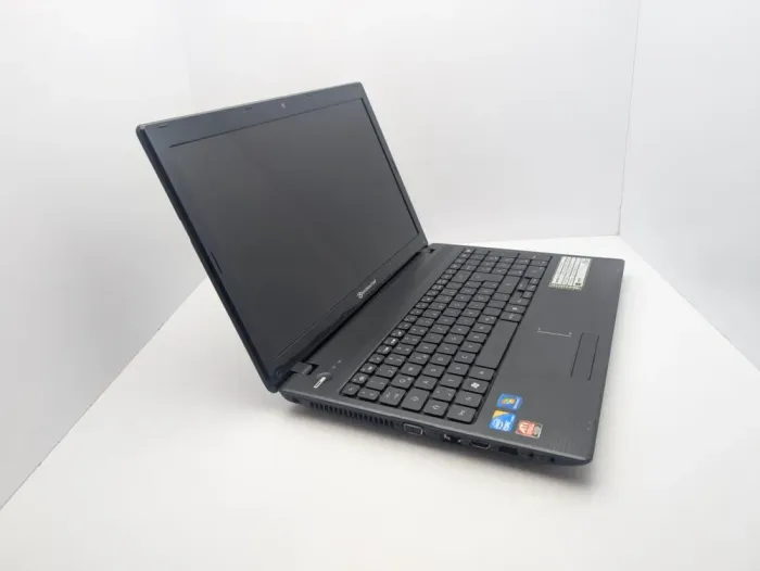Ноутбук Packard Bell Easy Note TK85 / 15.6" (1366x768) TN / Intel Core i5-450M (2 (4) ядра по 2.4 - 2.66 GHz) / 6 GB DDR3 / 500 GB HDD / AMD Radeon HD 5470, 512 MB, GDDR5, 64-bit / WebCam б/в - зображення 5