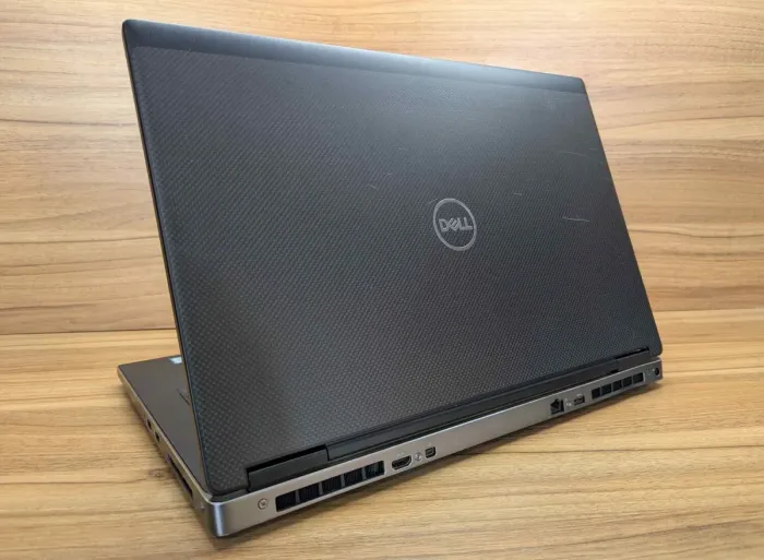 Мобільна робоча станція Dell Precision 7730 / 17.3" (1920x1080) IPS / Intel Core i7-8850H (6 (12) ядра по 2.6 - 4.3 GHz) / 64 GB DDR4 / 512 GB SSD / nVidia Quadro P5200, 16 GB GDDR5, 256-bit / WebCam / Windows 10 б/в - зображення 6