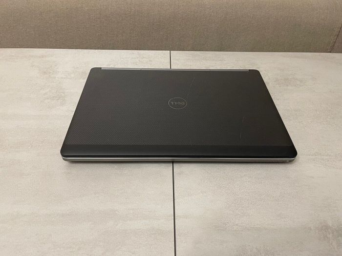 Мобільна робоча станція Dell Precision 7720 / 17,3" (1600x900) TN / Intel Core i7-7820HQ (4 (8) ядра по 2,9 - 3,9 ГГц) / 16 ГБ DDR4 / 256 ГБ SSD + 1000 ГБ HDD / nVidia Quadro M1200, 4 ГБ GDDR5, 128-біт б/в - зображення 8