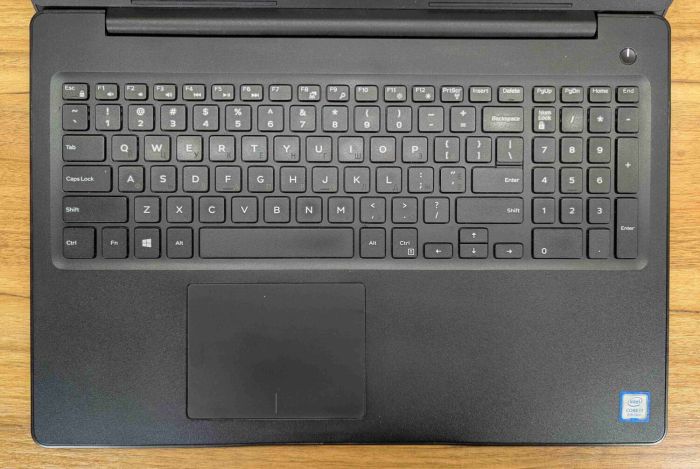 Ноутбук Dell Latitude 3590 / 15.6" (1920x1080) IPS / Intel Core i7-8550U (4 (8) ядер 1.8 - 4.0 ГГц кожне) / 16 ГБ DDR4 / 512 ГБ SSD / AMD Radeon 530, 2 ГБ GDDR5, 64-біт / Web-камера / Windows 10 б/в - зображення 3