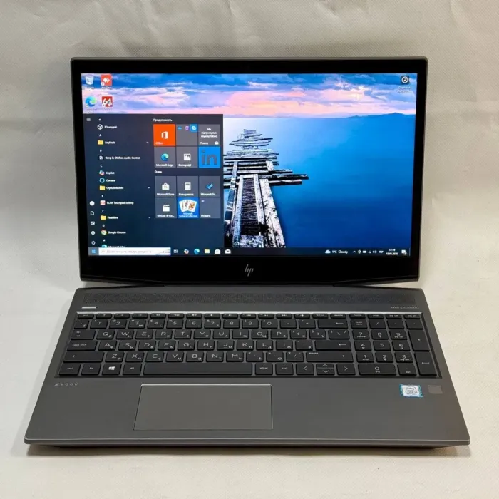 Мобільна робоча станція HP ZBook 15v G5 / 15.6" (1920x1080) IPS / Intel Core i7-8850H (6 (12) ядер по 2.6 - 4.3 GHz) / 16 GB DDR4 / 1000 GB SSD M.2 / nVidia Quadro P600, 4 GB GDDR5, 128-bit / WebCam / Windows 10 Pro б/в - зображення 2