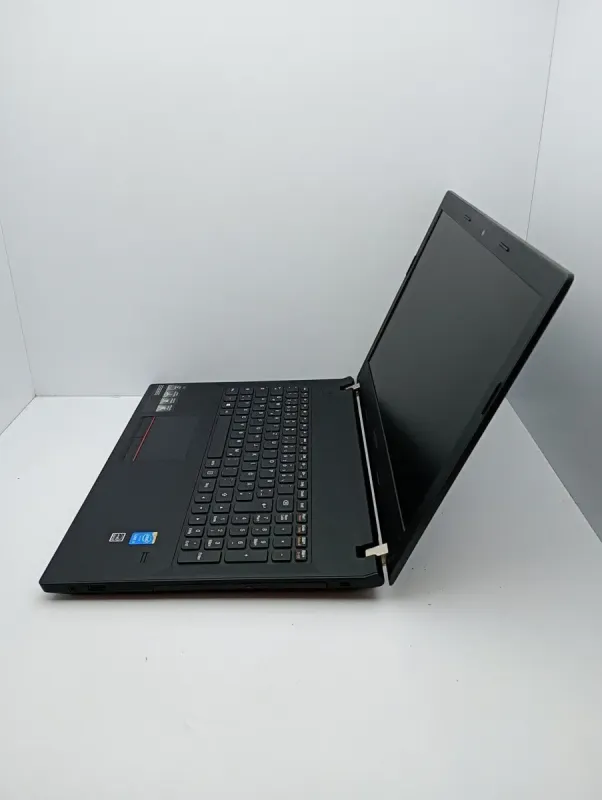 Ноутбук Lenovo E50-80 / 15.6" (1366x768) TN / Intel Core i3-5005U (2 (4) ядра по 2.0 GHz) / 6 GB DDR3 / 500 GB HDD / Intel HD Graphics 5500 / WebCam б/в - зображення 6