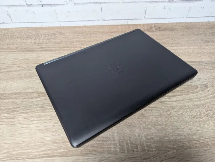 Ноутбук Б-клас Dell Latitude E5550 / 15.6" (1366x768) TN / Intel Core i5-5300U (2 (4) ядра по 2.3 - 2.9 GHz) / 8 GB DDR3 / 128 GB SSD / Intel HD Graphics 5500 / WebCam б/в - зображення 10