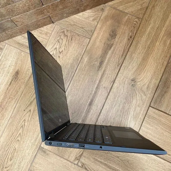Ноутбук-трансформер Dell Latitude 3390 2-in-1 / 13.3" IPS Touch / Core i5-8350U (4(8) ядра по 1.7-3.6GHz) / 8GB DDR4 / 256GB SSD / UHD Graphics 620 / WebCam / USB 3.1 / HDMI б/в - зображення 7