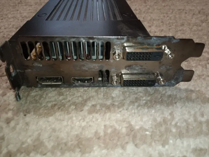 Дискретна відеокарта nVidia GeForce GTX 760, 2 GB GDDR5, 256-bit / 1x HDMI, 1x DisplayPort, 2x DVI б/в - зображення 4