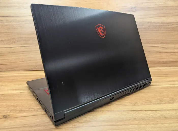 Ігровий ноутбук MSI Thin GF63 / 15.6" (1920x1080) IPS / Intel Core i5-12450H (8 (12) ядер по 3.3 - 4.4 GHz) / 16 GB DDR4 / 512 GB SSD / nVidia GeForce RTX 2050, 4 GB GDDR6, 64-bit / WebCam / Windows 10 б/в - зображення 7