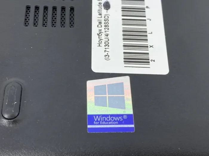 Ультрабук Б-класс Dell Latitude 5490 / 14"  IPS / Intel Core i3-7130U (2(4) ядра по 2.7GHz) / 4GB DDR4 / 128GB SSD / UHD Graphics 620 / WebCam / Win 10 б/в - зображення 7