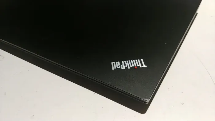 Ультрабук Б-клас Lenovo ThinkPad E15 Gen 4 / 15.6" (1920x1080) IPS / AMD Ryzen 7 5825U (8 (16) ядер по 2.0 - 4.5 GHz) / 16 GB DDR4 / 512 GB SSD / AMD Radeon Graphics / WebCam / Windows 11 / NEW АКБ б/в - зображення 10